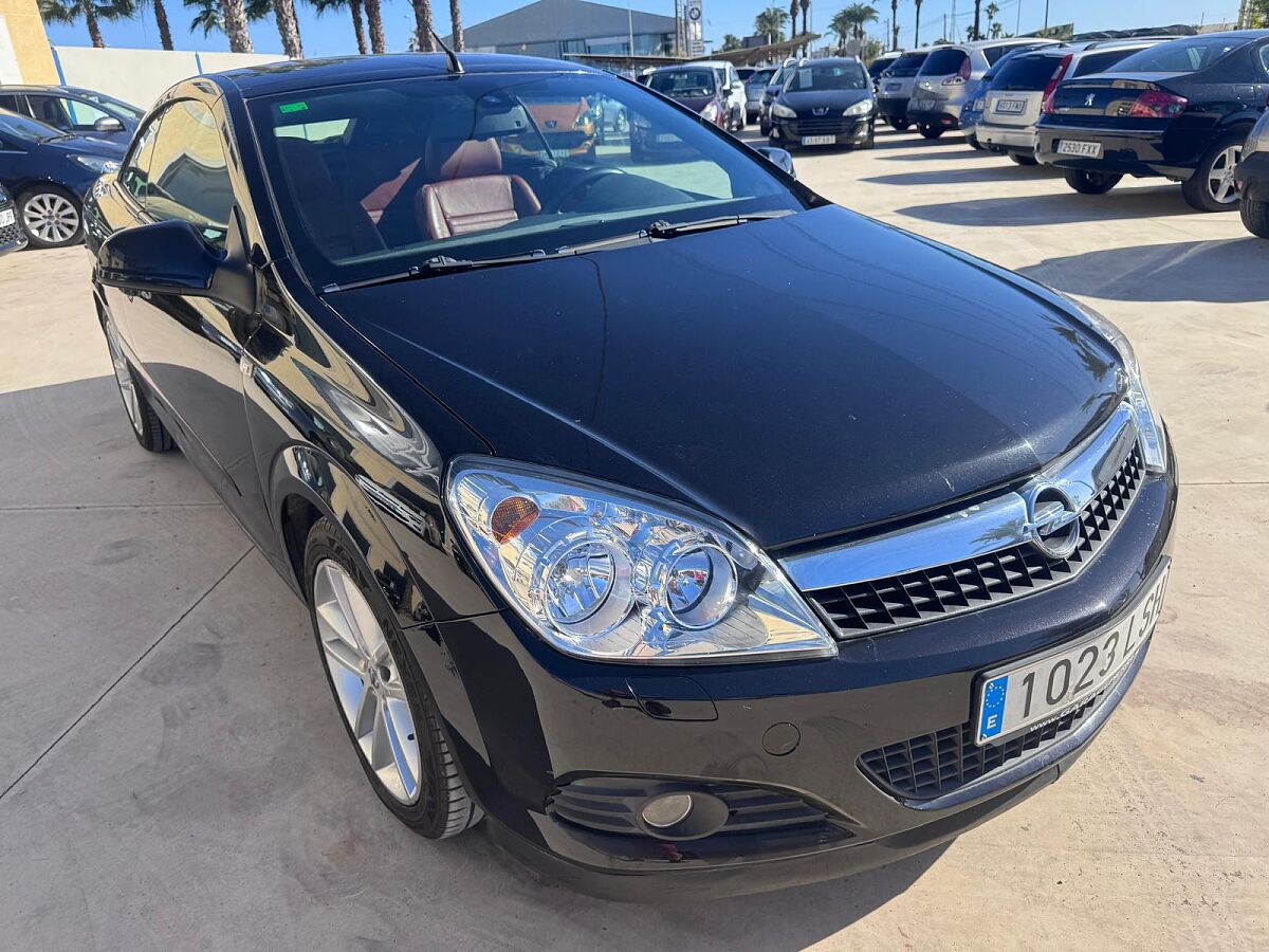 OPEL ASTRA ELITE TWIN TOP 1.9 CDTI SPANISH LHD IN SPAIN 80000 MILES SUPERB 2010
